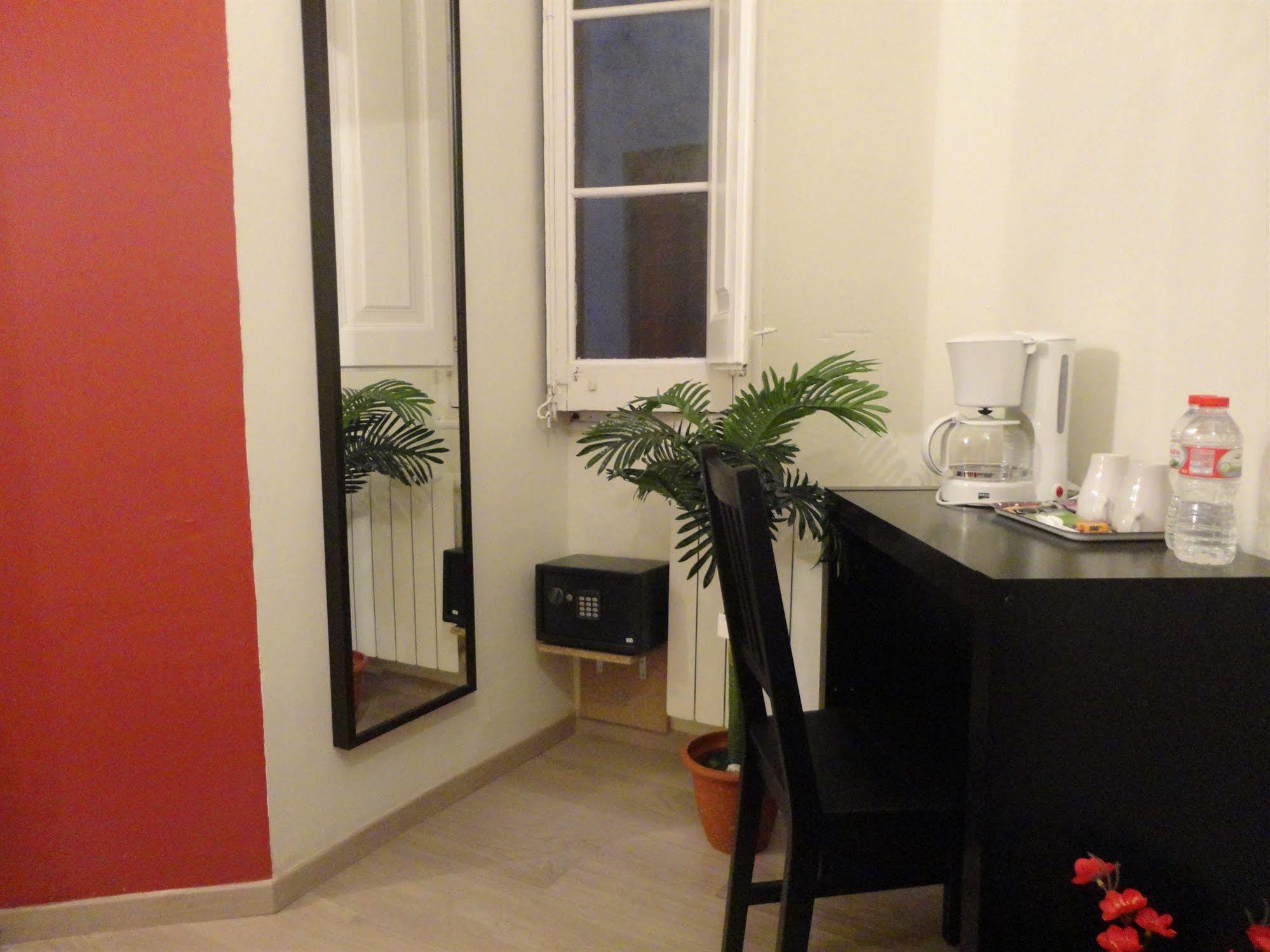 Hotel Brustar Gotic-Centric Barcellona Esterno foto